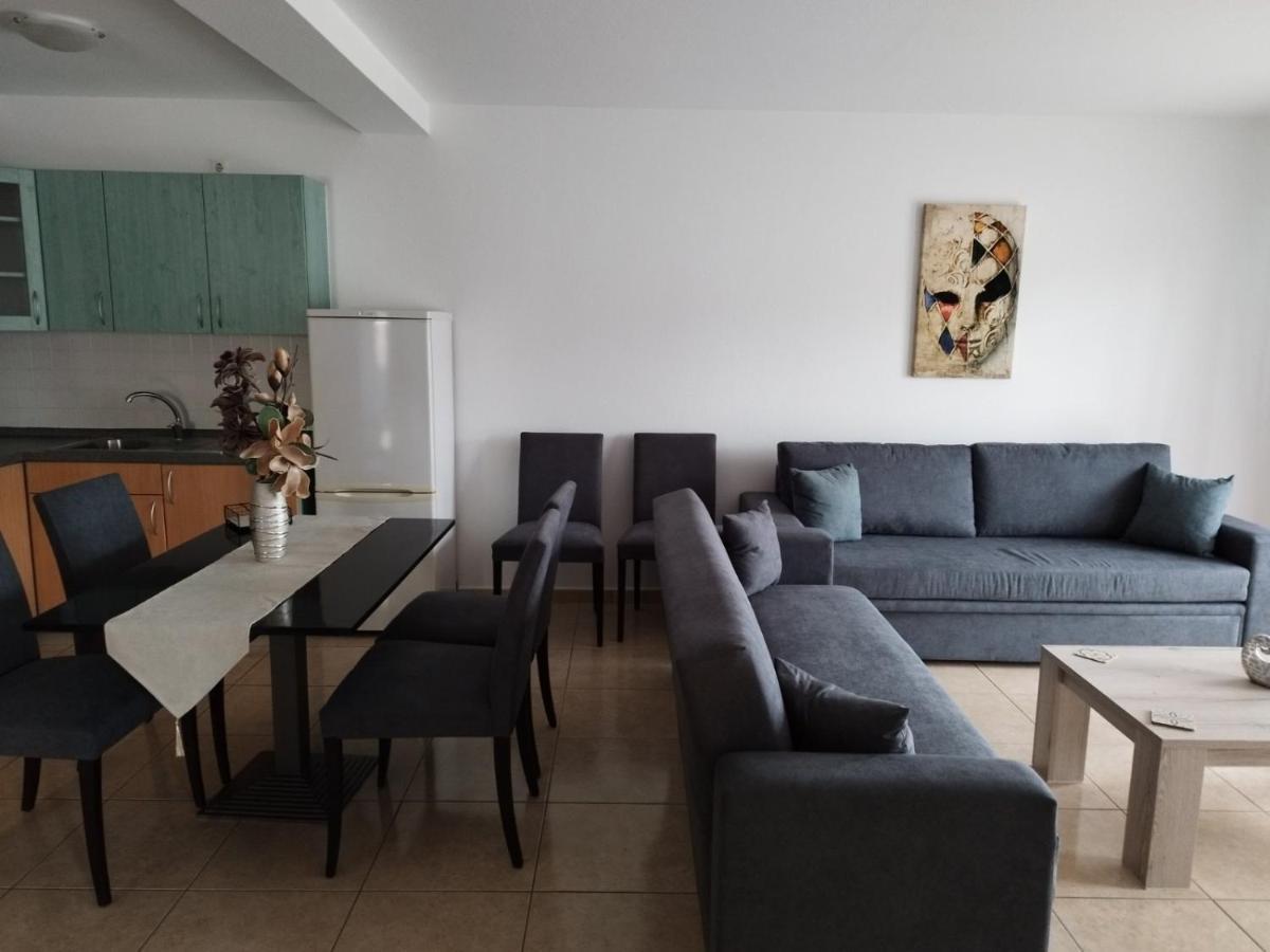 Varella Ina House 아파트 외부 사진