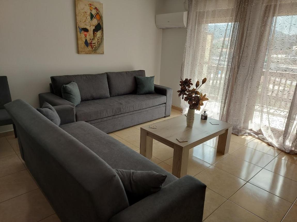 Varella Ina House 아파트 외부 사진
